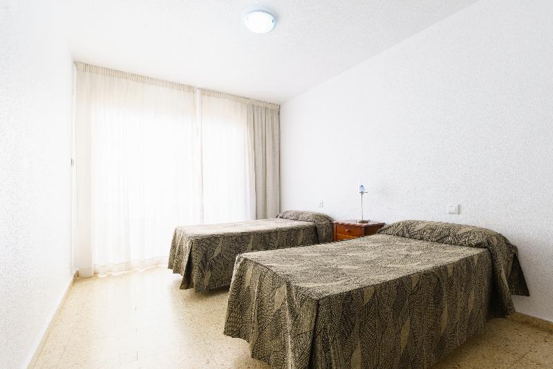 Apartamentos Maja Beach - Oda