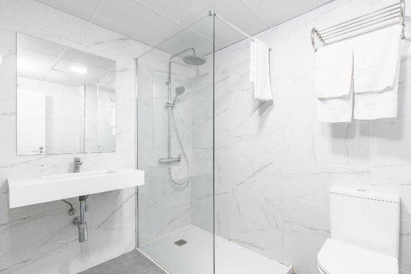 Apartamentos Maja Beach - Oda