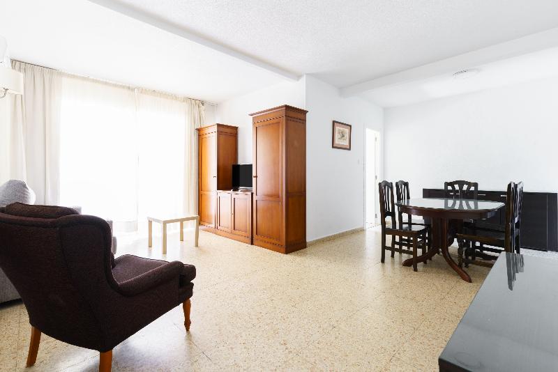 Apartamentos Maja Beach - Oda