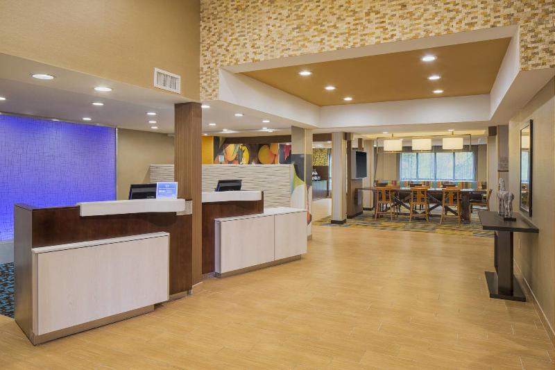 Fairfield Inn & Suites Bridgewater Branchburg/Some - Genel
