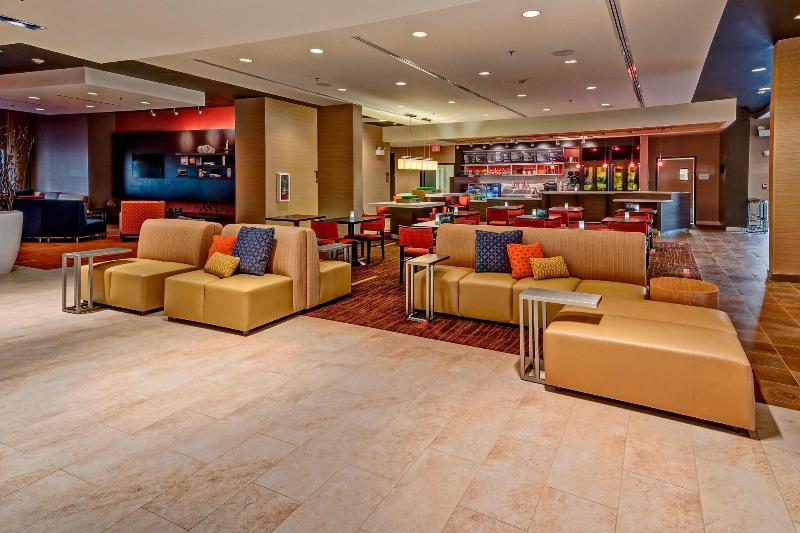 Courtyard Westbury Long Island - Lobi