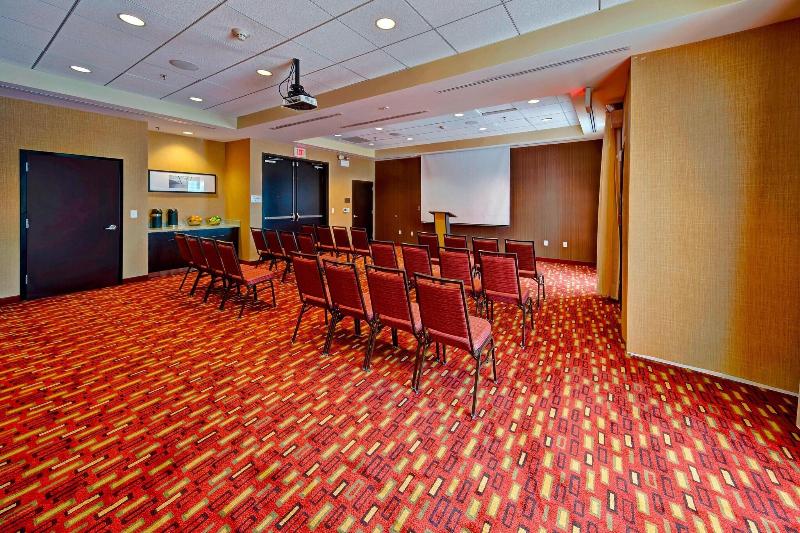 Courtyard Westbury Long Island - Toplantı