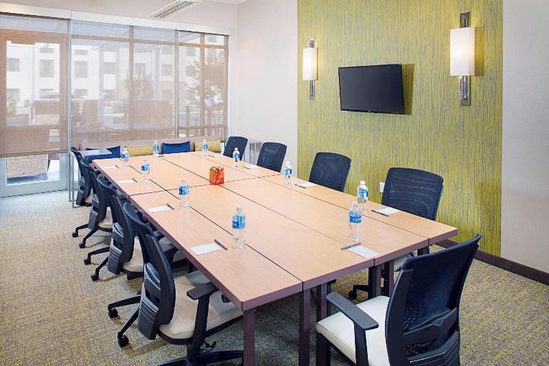 SpringHill Suites Carle Place Garden City - Toplantı
