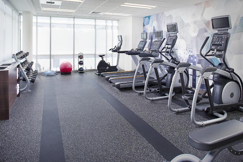 SpringHill Suites Carle Place Garden City - Aktivite