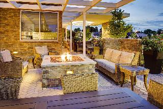 SpringHill Suites Carle Place Garden City otel fotoğrafı