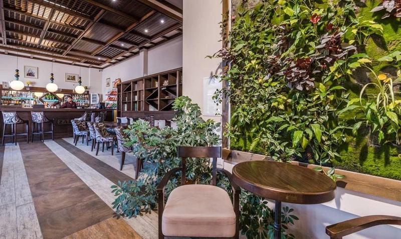 Zara Hotel - Bar