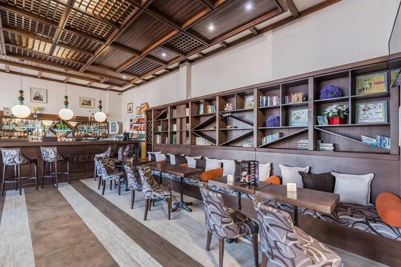 Zara Hotel - Bar