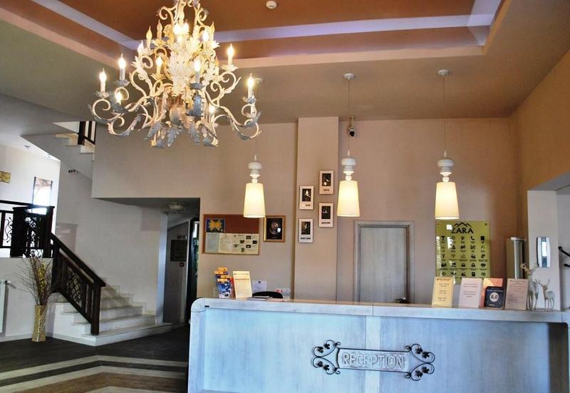 Zara Hotel - Lobi