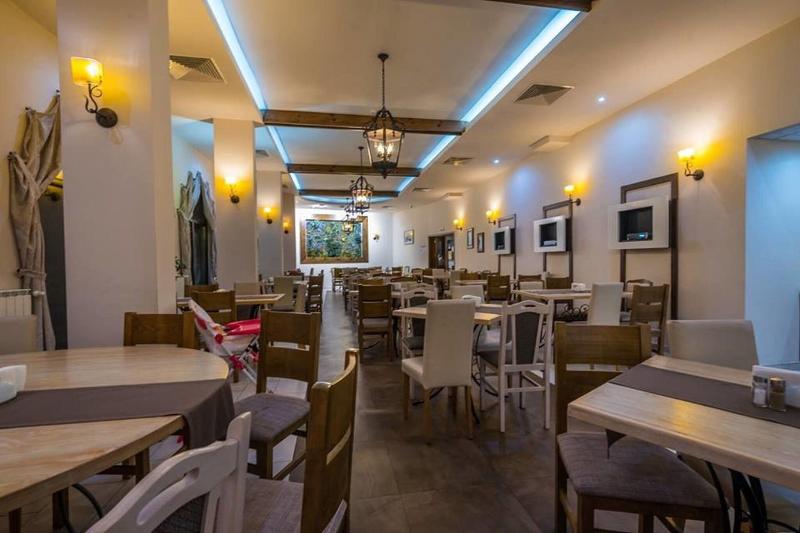 Zara Hotel - Restoran