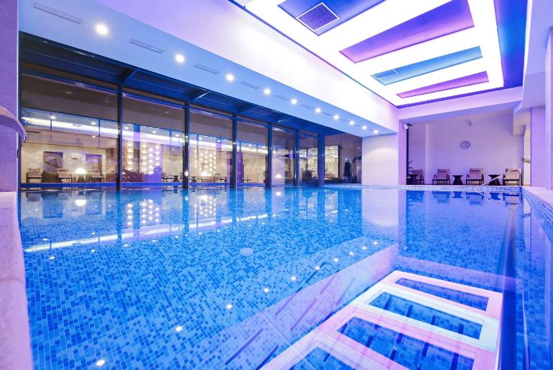 Ramada Plaza Craiova - Havuz