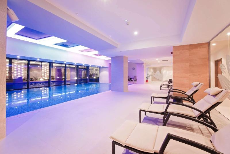 Ramada Plaza Craiova - Havuz