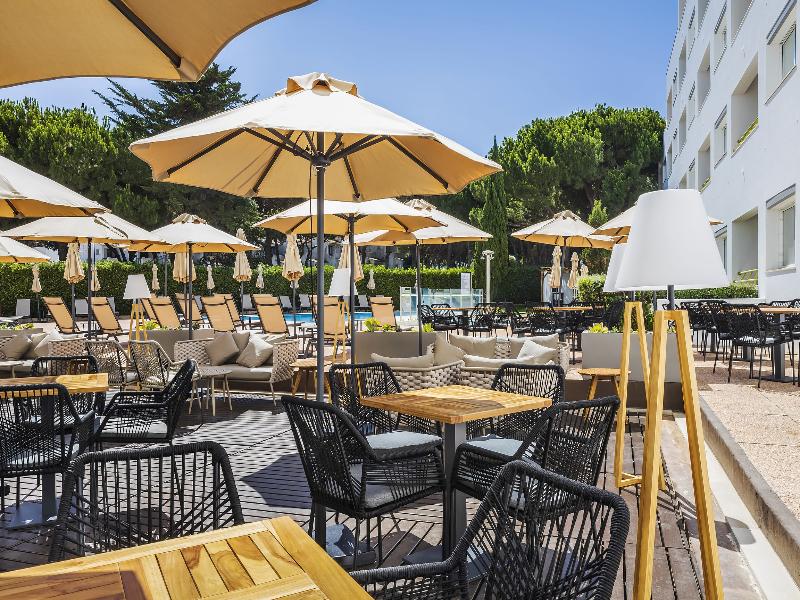 The Patio Suite Hotel - Bar