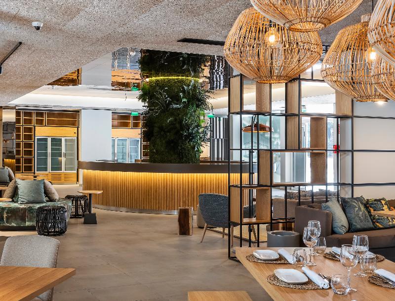 The Patio Suite Hotel - Lobi