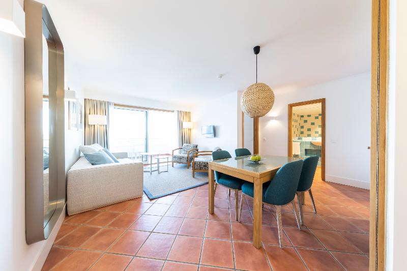 The Patio Suite Hotel - Oda