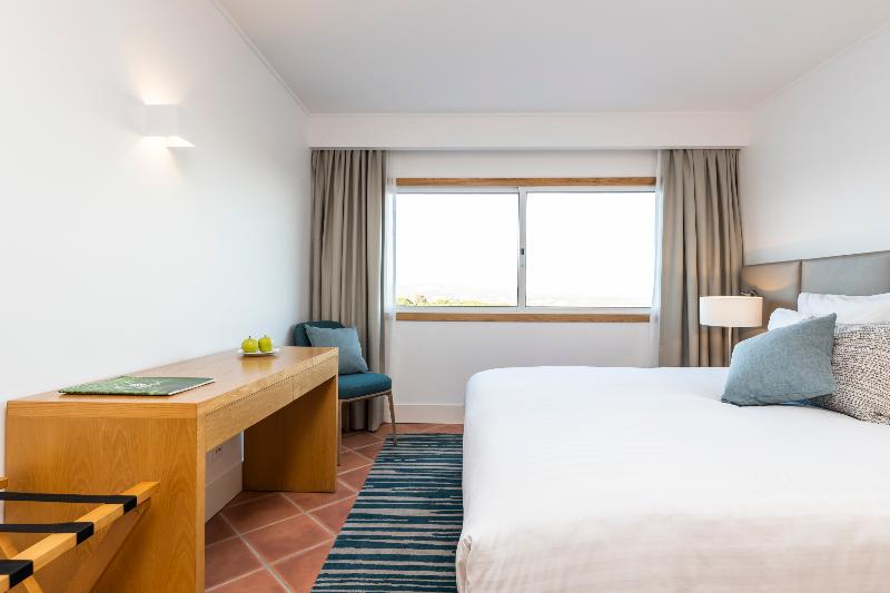 The Patio Suite Hotel - Oda