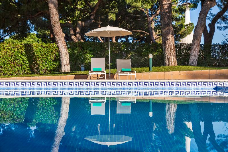 The Patio Suite Hotel - Havuz