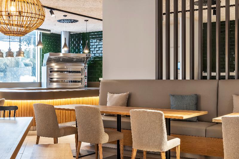 The Patio Suite Hotel - Restoran