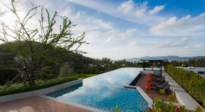 6th Avenue Surin Beach - Teras