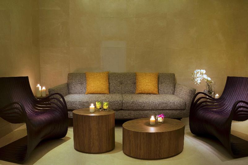 AlRayyan Hotel Doha, Curio Collection by Hilton - Aktivite