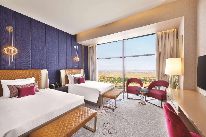 AlRayyan Hotel Doha, Curio Collection by Hilton - Oda