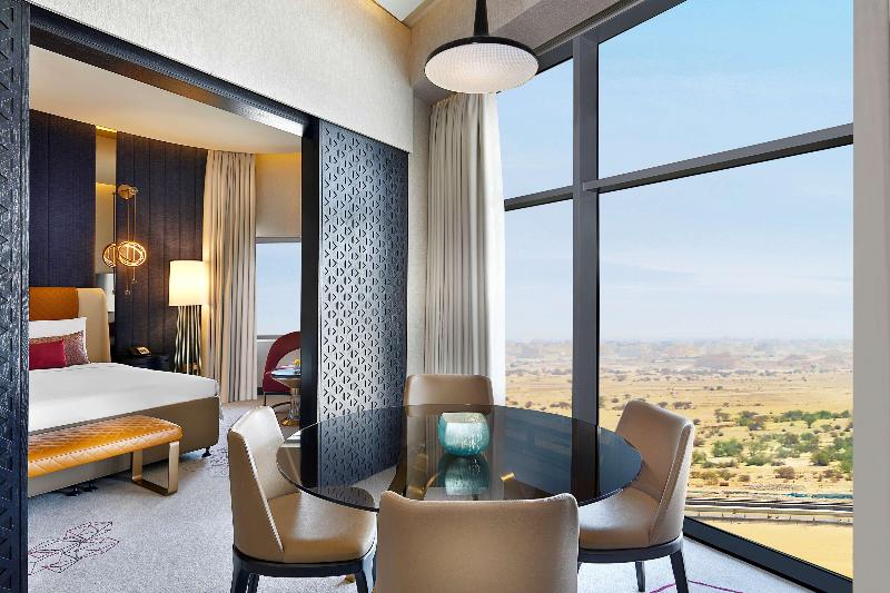 AlRayyan Hotel Doha, Curio Collection by Hilton - Oda