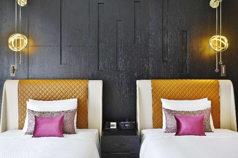 AlRayyan Hotel Doha, Curio Collection by Hilton - Oda