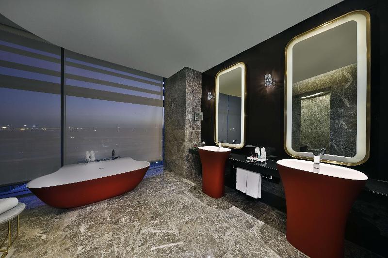 AlRayyan Hotel Doha, Curio Collection by Hilton - Oda