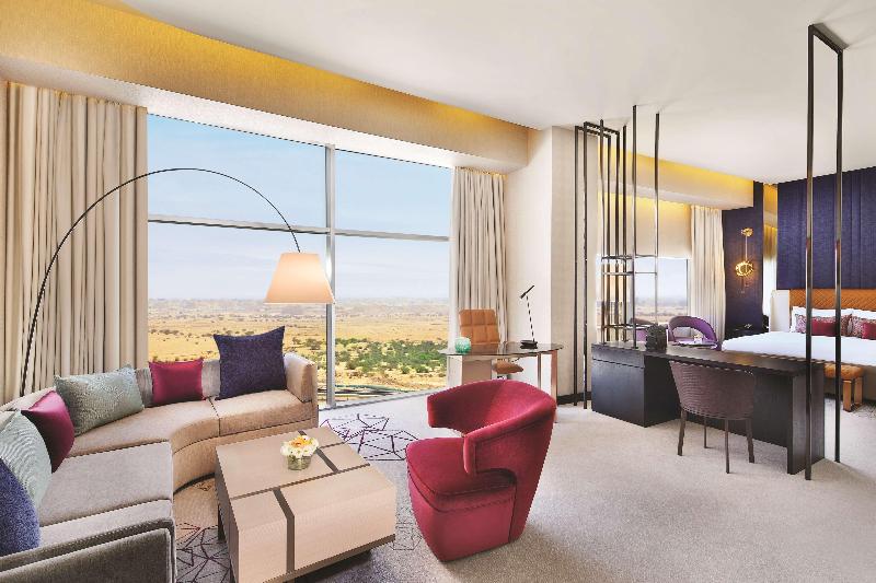 AlRayyan Hotel Doha, Curio Collection by Hilton - Oda