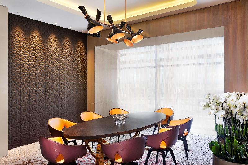 AlRayyan Hotel Doha, Curio Collection by Hilton - Oda