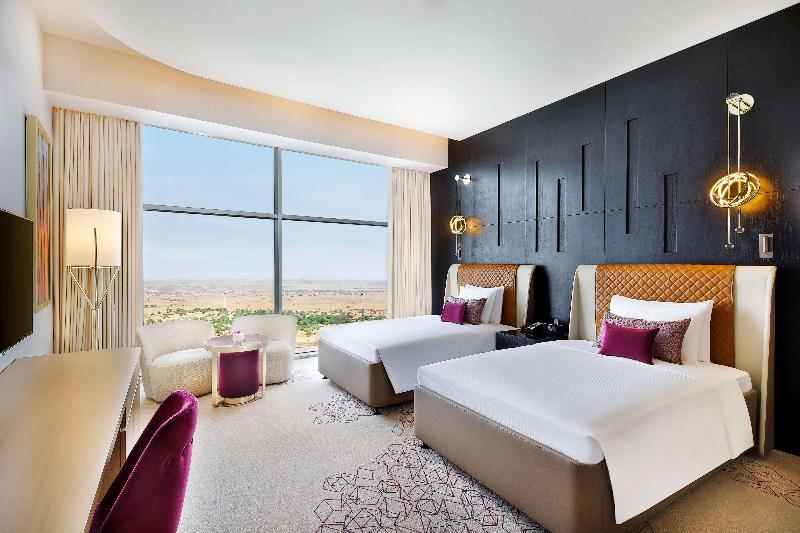 AlRayyan Hotel Doha, Curio Collection by Hilton - Oda