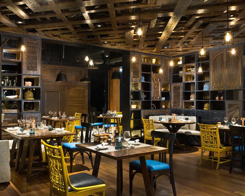 Indigo Bali Seminyak Beach - Restoran