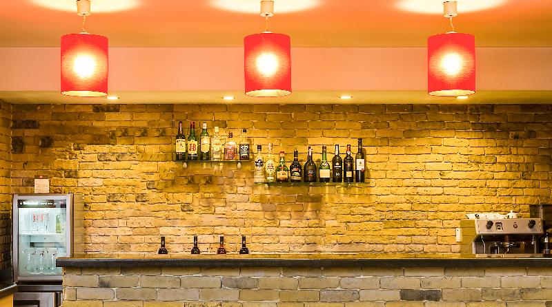Ibis Guimaraes - Bar