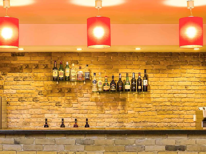 Ibis Guimaraes - Bar