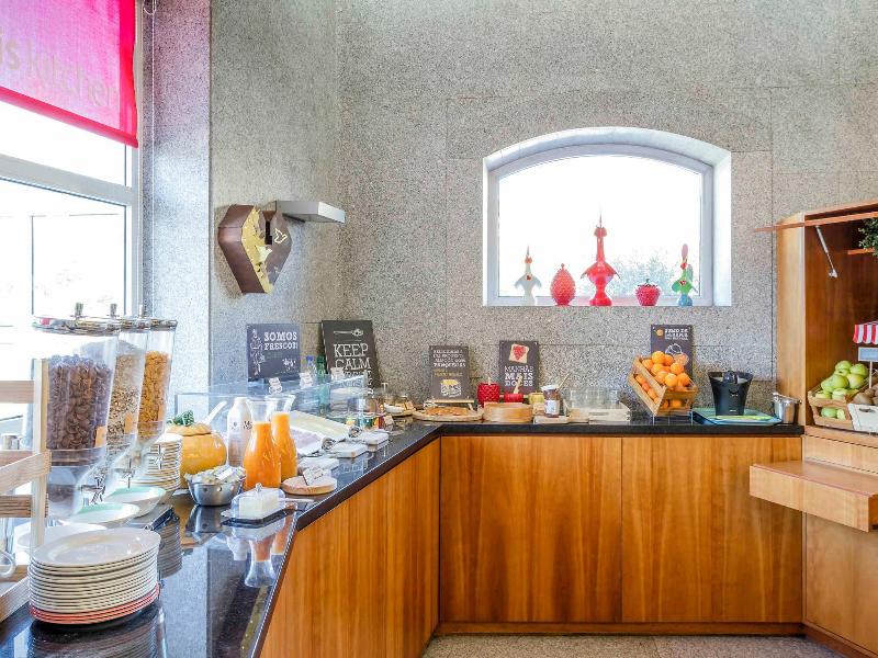 Ibis Guimaraes - Restoran