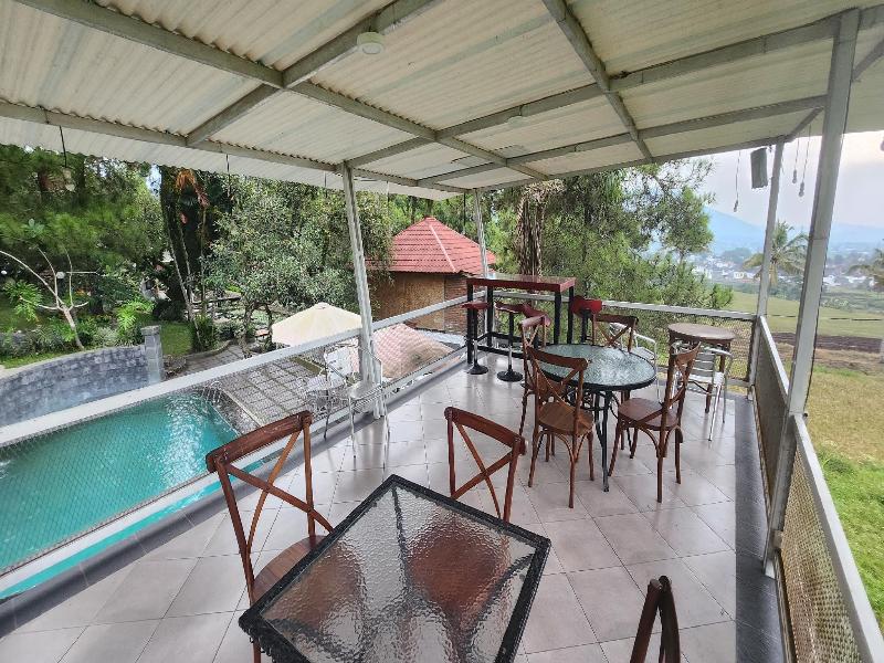 Bukit Alamanda - Restoran