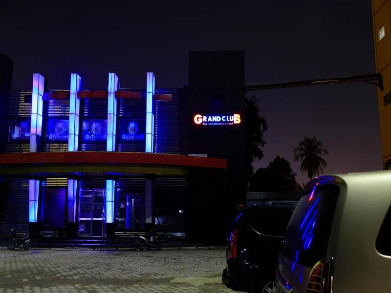 Grand Jambi - Restoran