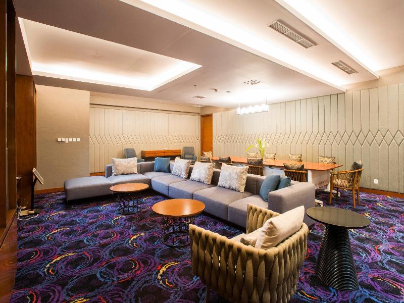 Surya Hotel and Cottage Prigen ,Tretes - Toplantı