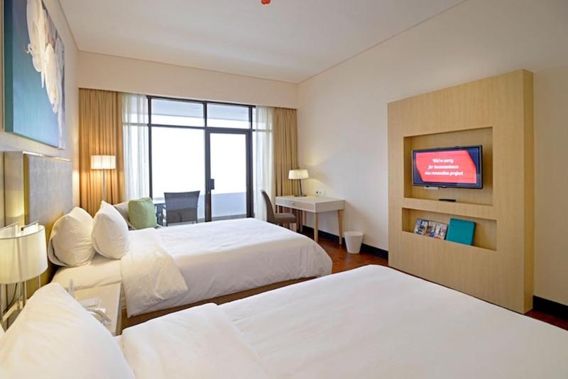 Surya Hotel and Cottage Prigen ,Tretes - Oda