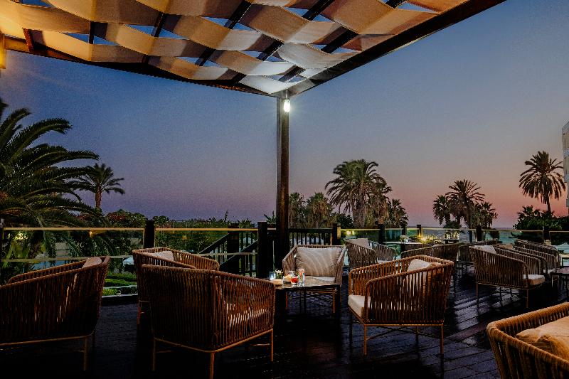 Imperial Island by Louis Hotels - Teras