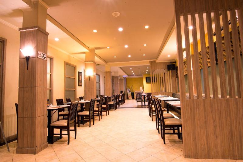 Grand Zuri Duri - Restoran