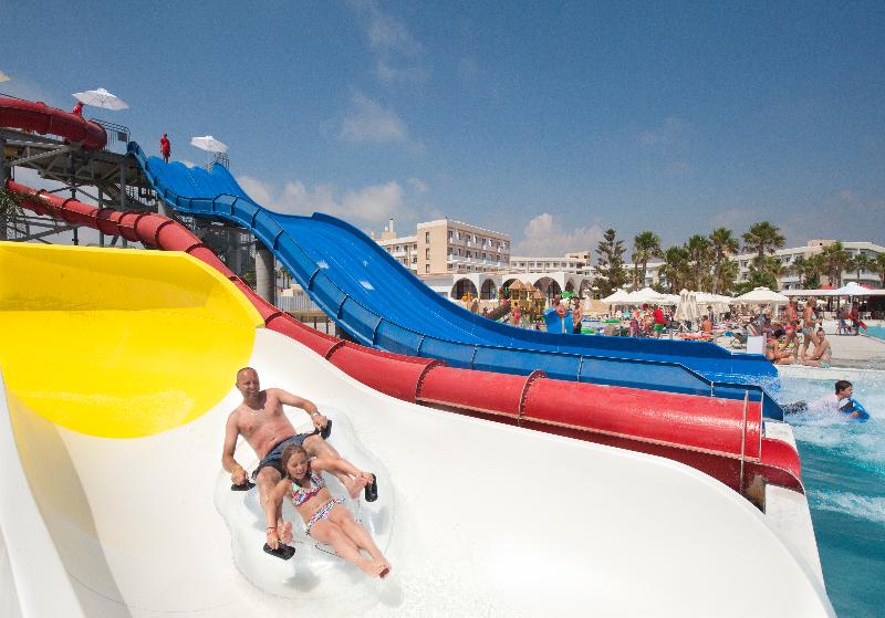 Louis Phaethon Beach - Genel