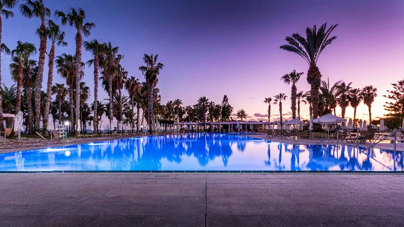 Louis Phaethon Beach - Genel