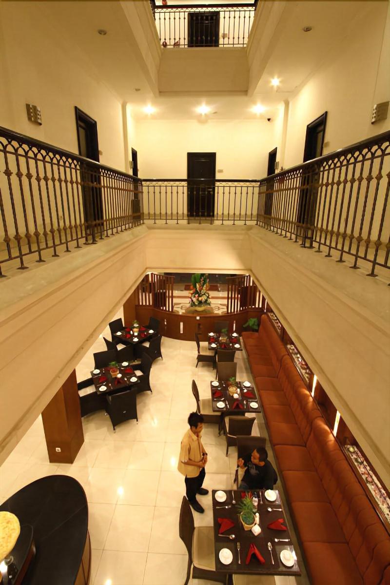 Plaza Inn Kendari By Horison - Lobi