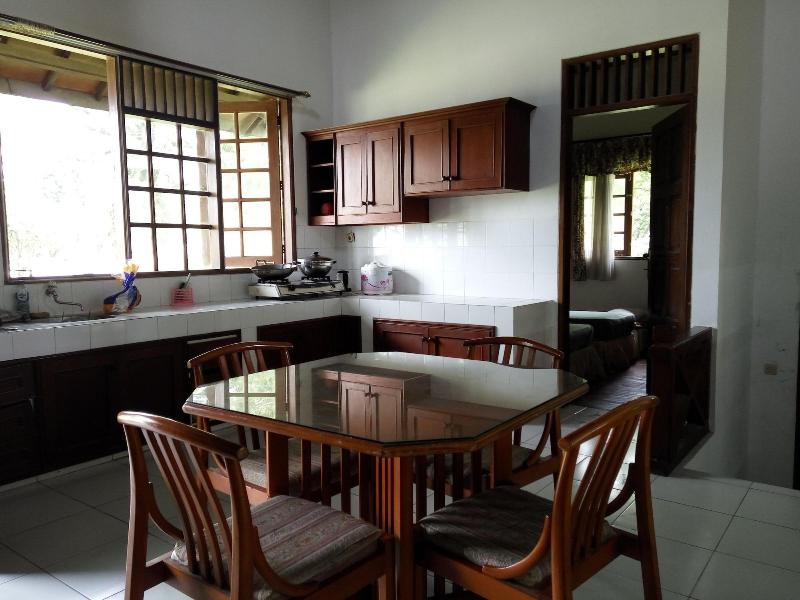 Berlian Resort-Cipanas - Oda