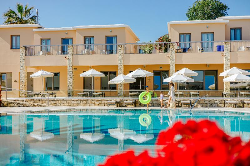 Louis St. Elias Resort & Waterpark - Havuz