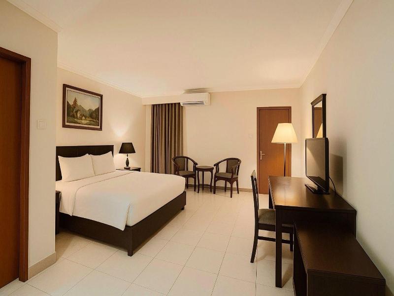 Plaza Hotel Tegal - Oda