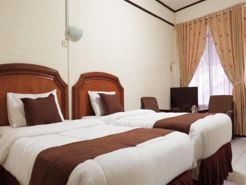 Ciloto Indah Permai Resort Hotel - Oda