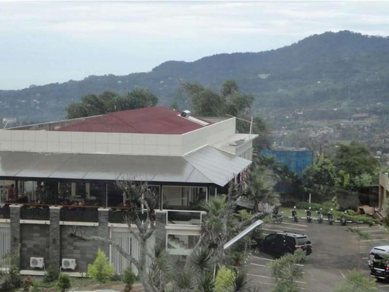 The Rizen Hotel Cisarua - Genel