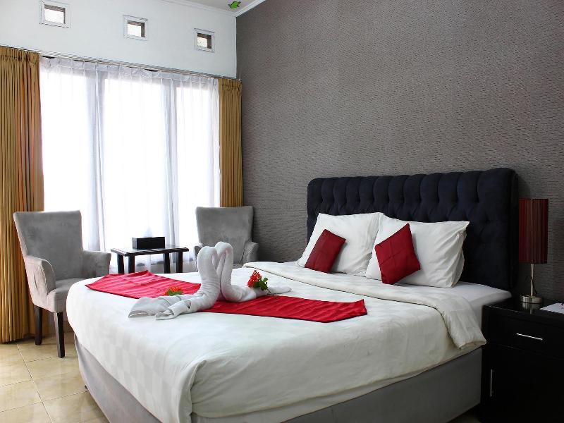 The Rizen Hotel Cisarua - Oda