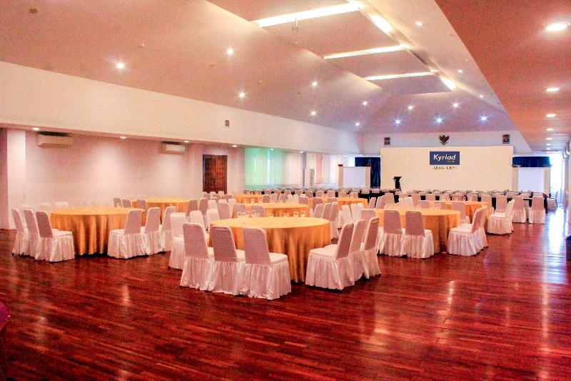 Kyriad Arra Hotel Cepu - Toplantı